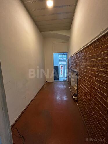 Продаётся 4-комн. вторичка 85 м², м. Низами, photo 8 from 12