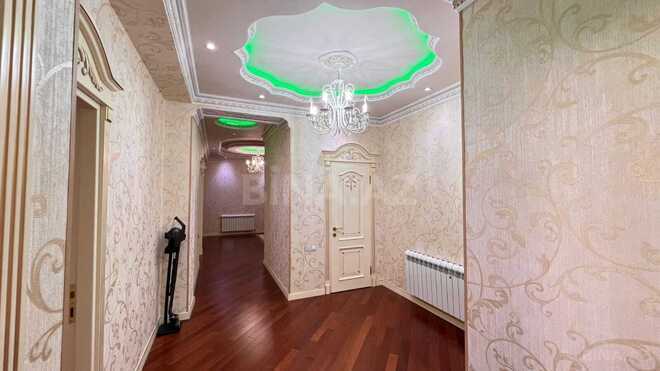Продаётся 4-комн. вторичка 168 м², м. Кара Караев, photo 14 from 27