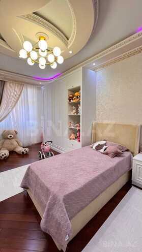 Продаётся 4-комн. вторичка 168 м², м. Кара Караев, photo 24 from 27