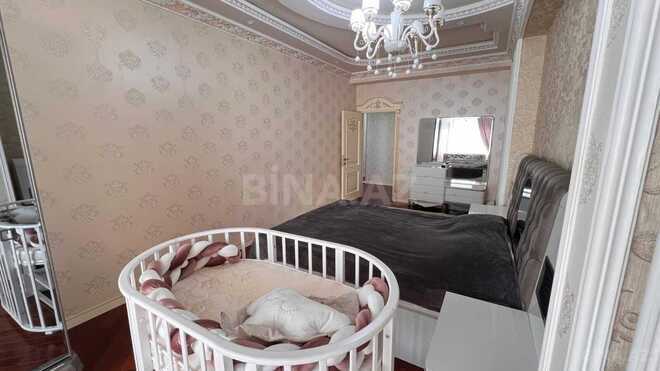 Продаётся 4-комн. вторичка 168 м², м. Кара Караев, photo 17 from 27