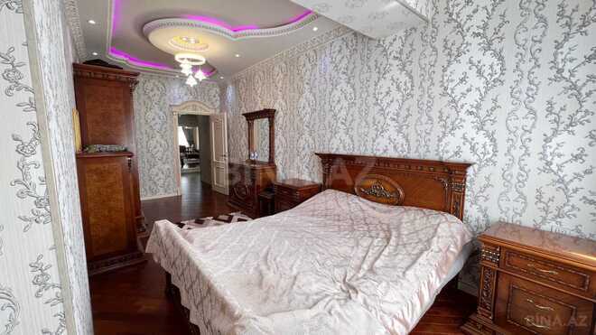 Продаётся 4-комн. вторичка 168 м², м. Кара Караев, photo 6 from 27