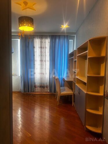 Сдаётся 3-комн. новостройка 115 м², м. 8 ноября, photo 11 from 13