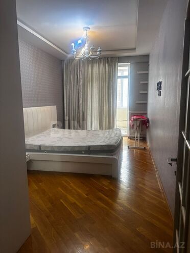 Сдаётся 3-комн. новостройка 115 м², м. 8 ноября, photo 12 from 13