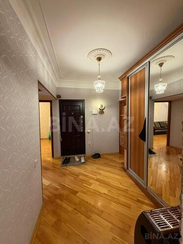 Продаётся 4-комн. вторичка 100 м², м. Ази Асланов, photo 12 from 19