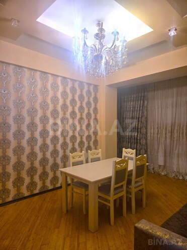 Сдаётся 2-комн. новостройка 55 м², м. Нефтчиляр, photo 3 from 10