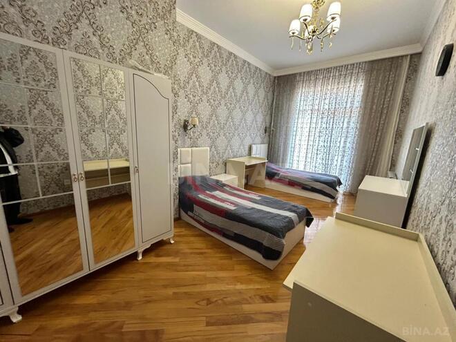 Сдаётся 3-комн. новостройка 127 м², м. 28 мая, photo 13 from 21