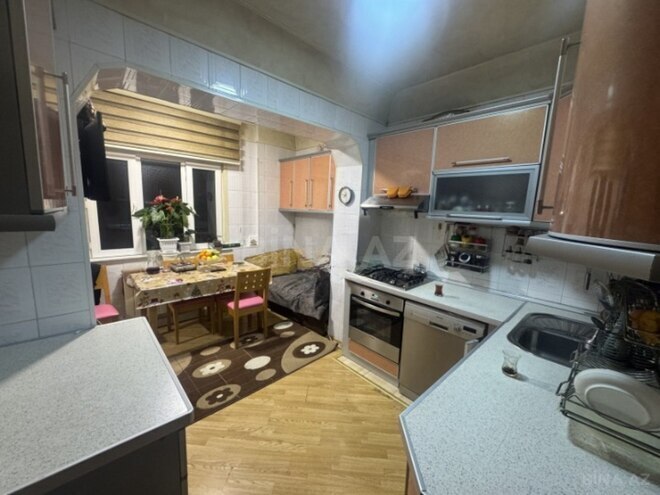 Satılır 4 otaqlı köhnə tikili 110 m², Yeni Yasamal q., photo 11 from 16