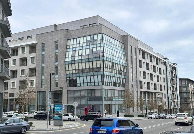 Satılır 4 otaqlı yeni tikili 220 m², Ağ şəhər q., photo 1 from 6