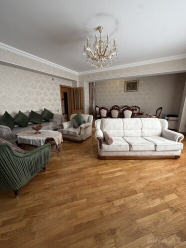 Продаётся 8-комн. вторичка 400 м², м. Азадлыг проспекти, photo 14 from 29