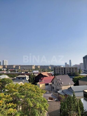 Продаётся 4-комн. вторичка 110 м², м. Нариман Нариманов, photo 1 from 16