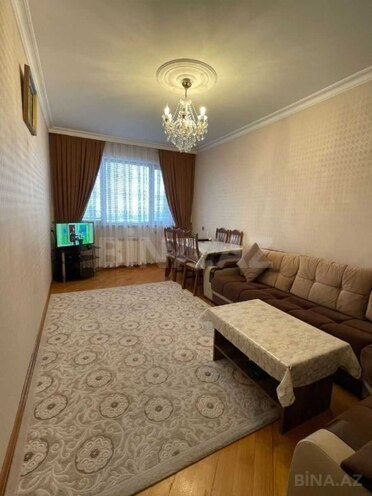 Satılır 4 otaqlı köhnə tikili 110 m², Yeni Günəşli q., photo 1 from 15