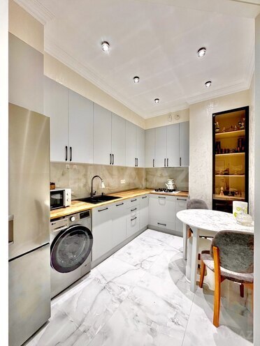 Satılır 2 otaqlı yeni tikili 70 m², Qara Qarayev m., photo 4 from 18