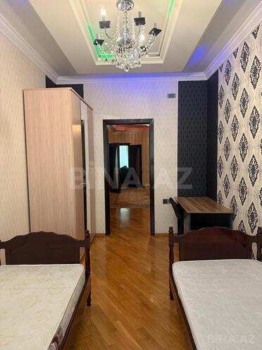 Сдаётся 4-комн. новостройка 160 м², Насиминский  р., photo 9 from 18