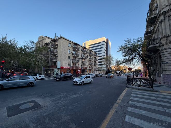 Продаётся 2-комн. вторичка 61 м², м. 28 мая, photo 3 from 21