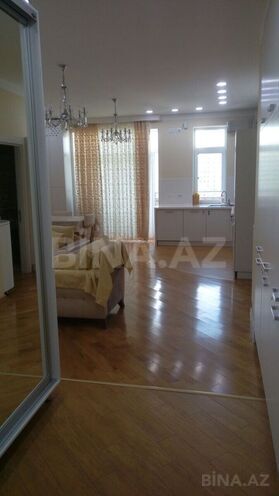 Сдаётся 3-комн. новостройка 130 м², м. Элмляр Академиясы, photo 6 from 12