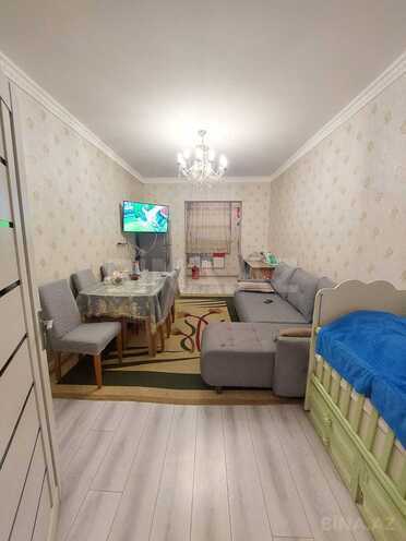 Продаётся 2-комн. вторичка 40 м², м. Иншаатчылар, photo 1 from 12