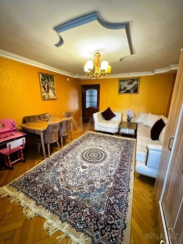 Satılır 2 otaqlı köhnə tikili 61 m², 28 May m., photo 1 from 32