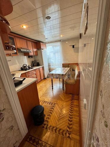 Satılır 2 otaqlı köhnə tikili 61 m², 28 May m., photo 22 from 32