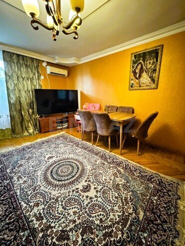 Satılır 2 otaqlı köhnə tikili 61 m², 28 May m., photo 3 from 32