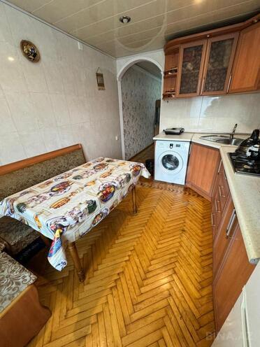 Satılır 2 otaqlı köhnə tikili 61 m², 28 May m., photo 19 from 32