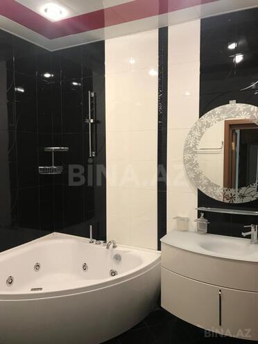 Сдаётся 3-комн. новостройка 130 м², м. 20 января, photo 12 from 19