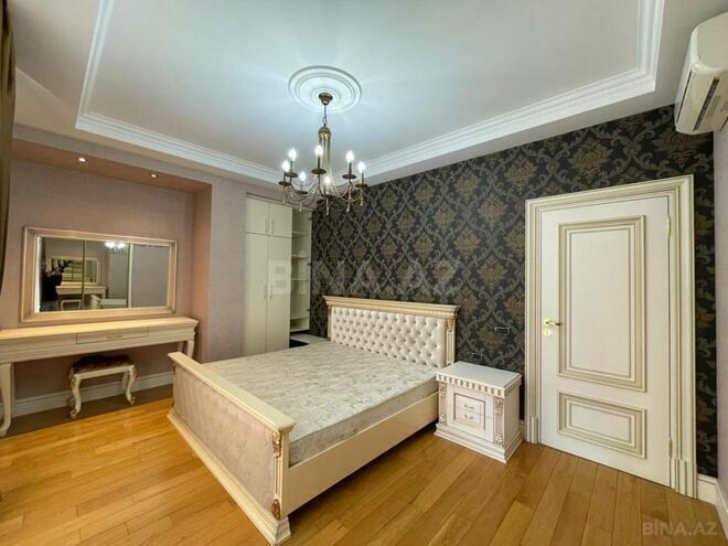 Satılır 4 otaqlı yeni tikili 190 m², Sahil m., photo 14 from 24