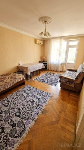 Продаётся 1-комн. вторичка 35 м², м. Элмляр Академиясы, photo 3 from 9