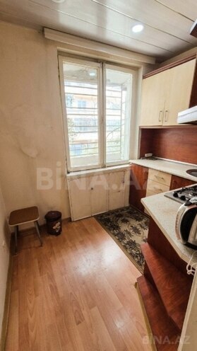 Продаётся 1-комн. вторичка 35 м², м. Элмляр Академиясы, photo 4 from 9