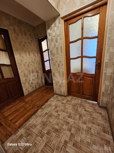 Продаётся 3-комн. вторичка 60 м², м. Нефтчиляр, photo 13 from 18