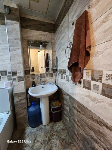 Продаётся 3-комн. вторичка 60 м², м. Нефтчиляр, photo 17 from 18