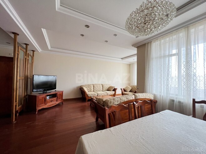 Сдаётся 3-комн. новостройка 120 м², м. Иншаатчылар, photo 4 from 14