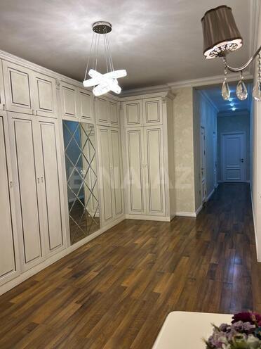 Продаётся 3-комн. новостройка 138 м², Бинагадинский р., photo 16 from 32