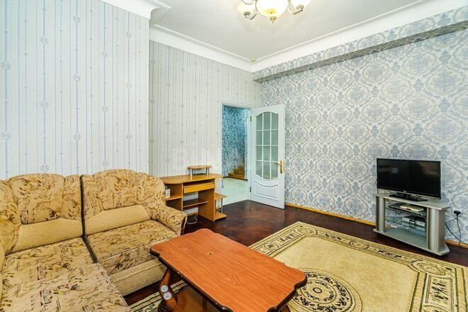 Сдаётся 3-комн. вторичка 75 м², м. Сахил, photo 1 from 19