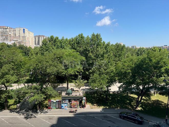 Satılır 3 otaqlı köhnə tikili 100 m², 28 May m., photo 26 from 31