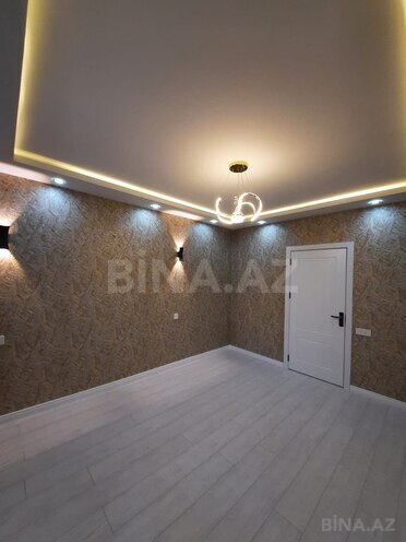 Продаётся 2-комн. вторичка 65 м², м. Ази Асланов, photo 3 from 19