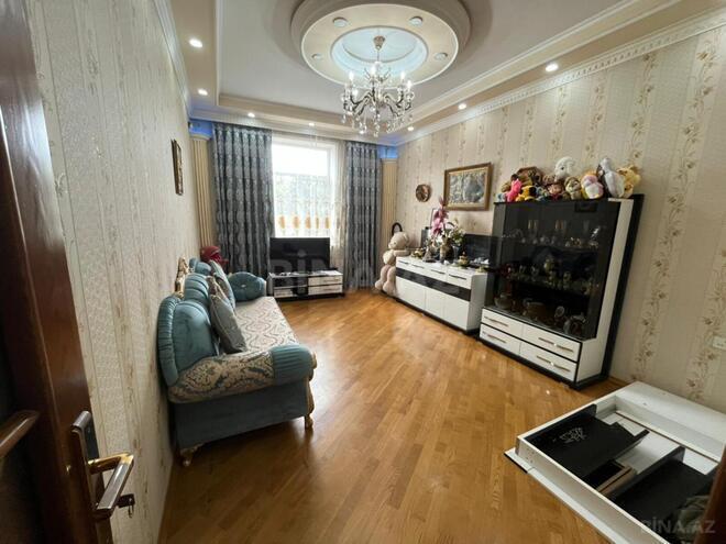 Продаётся 3-комн. вторичка 75 м², Хатаинский р., photo 1 from 12