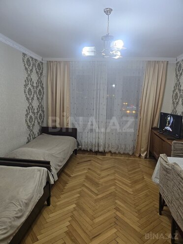 Сдаётся 3-комн. вторичка 80 м², м. Низами, photo 7 from 16