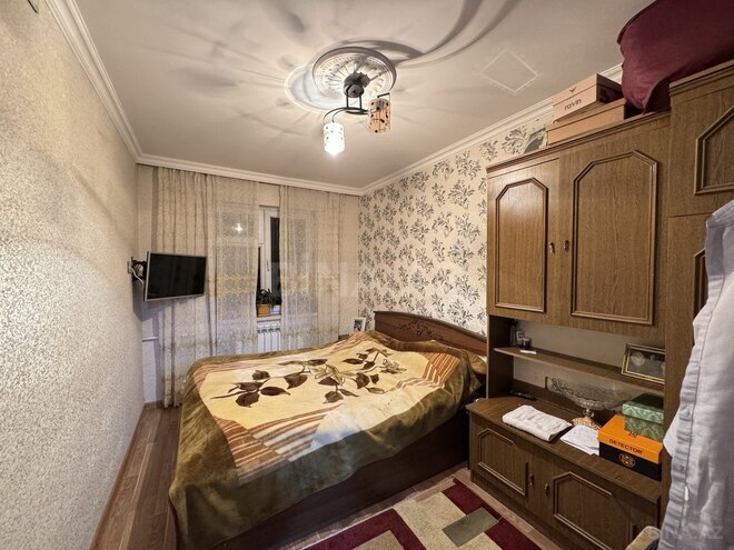 Продаётся 3-комн. вторичка 65 м², м. Нефтчиляр, photo 10 from 14