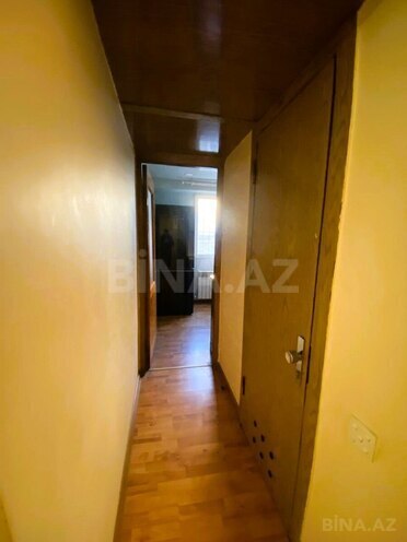 Продаётся 3-комн. вторичка 80 м², м. Низами, photo 10 from 11