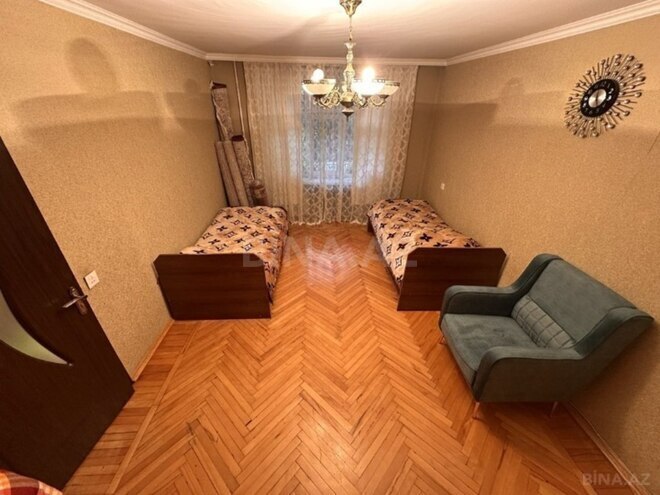 Satılır 3 otaqlı köhnə tikili 80 m², 28 May m., photo 5 from 11