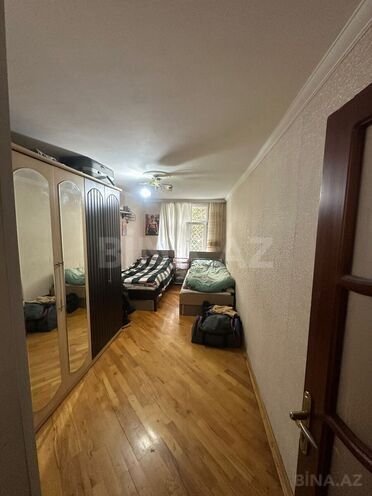 Продаётся 3-комн. вторичка 60 м², м. Иншаатчылар, photo 4 from 9