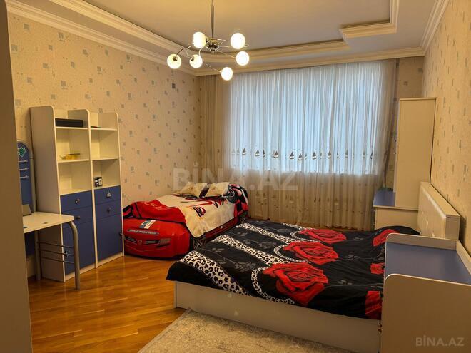 Сдаётся 3-комн. новостройка 135 м², м. Низами, photo 5 from 12