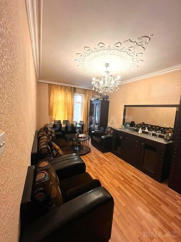 Продаётся 3-комн. вторичка 70 м², м. Элмляр Академиясы, photo 3 from 21