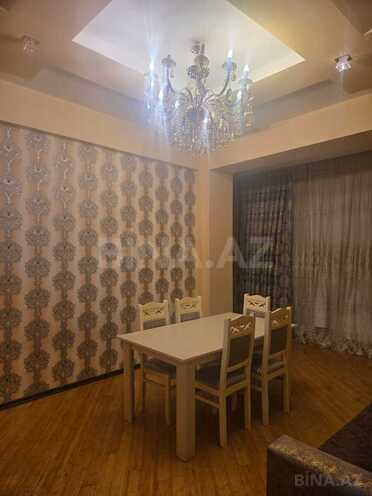 Сдаётся 2-комн. новостройка 52 м², м. Нефтчиляр, photo 1 from 11