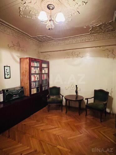 İcarəyə verilir 2 otaqlı köhnə tikili 70 m², 28 May m., photo 16 from 19