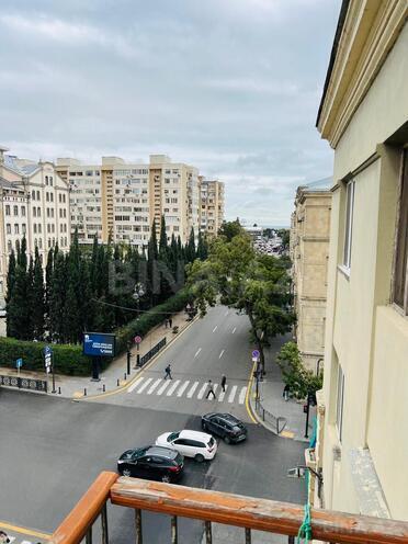 İcarəyə verilir 2 otaqlı köhnə tikili 70 m², 28 May m., photo 18 from 19