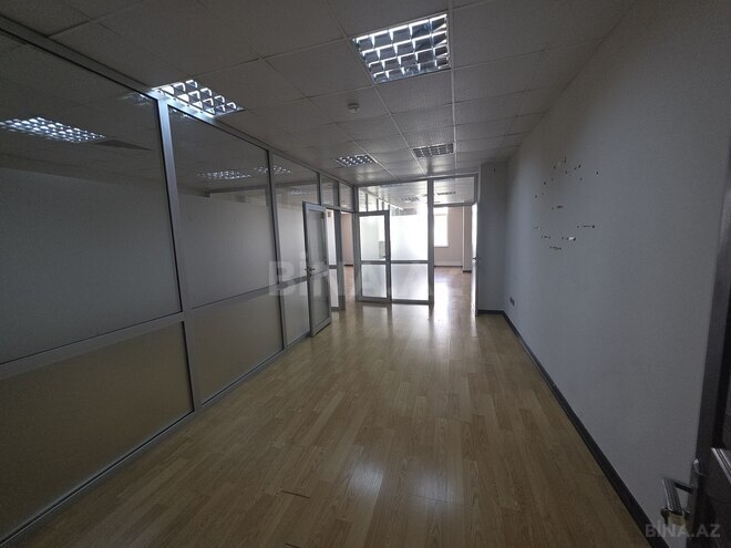 Сдаётся 3-комн. офис 110 м², м. Нариман Нариманов, photo 1 from 8