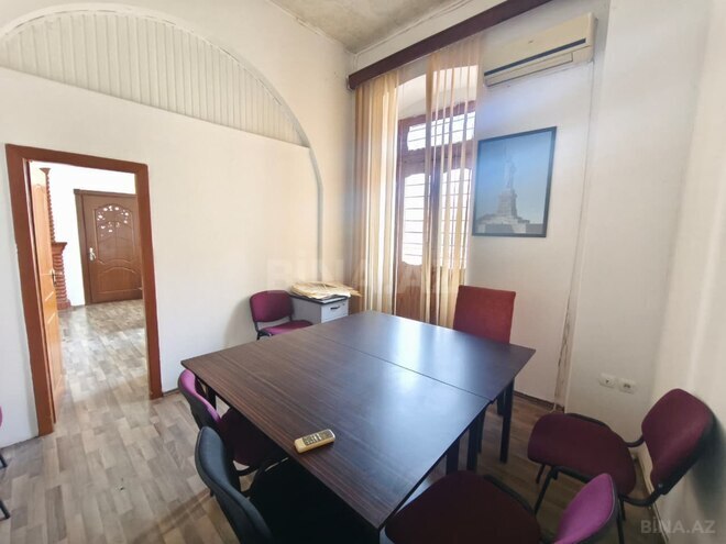 Сдаётся 3-комн. офис 100 м², м. Ичеришехер, photo 10 from 13