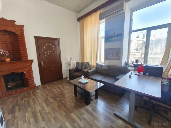 Сдаётся 3-комн. офис 100 м², м. Ичеришехер, photo 3 from 13