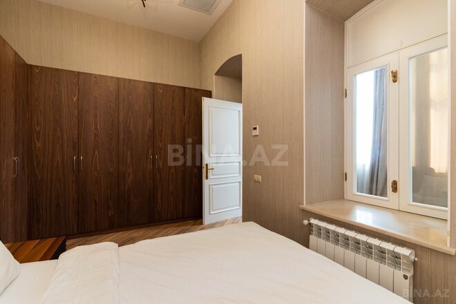 Сдаётся 2-комн. вторичка 131 м², м. Ичеришехер, photo 18 from 21